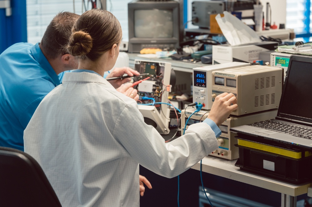 Research & Development. Collaborative R&D 2 (1)